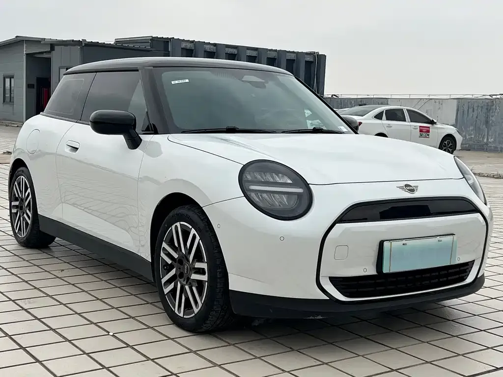 MINI Cooper EV — фото 9