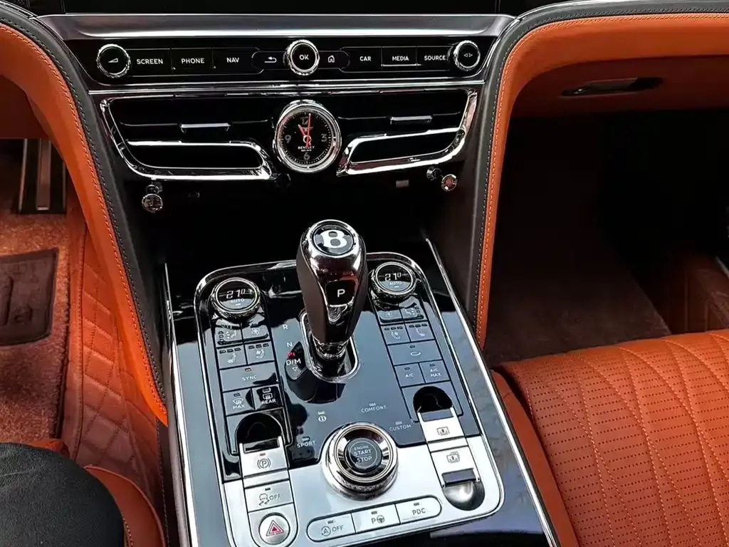 Bentley Flying Spur — фото 7