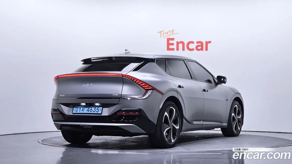 Kia EV6 — фото 4