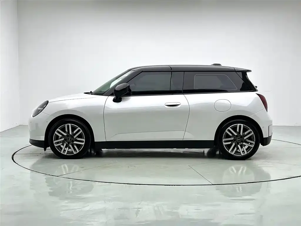 MINI Cooper EV — фото 7