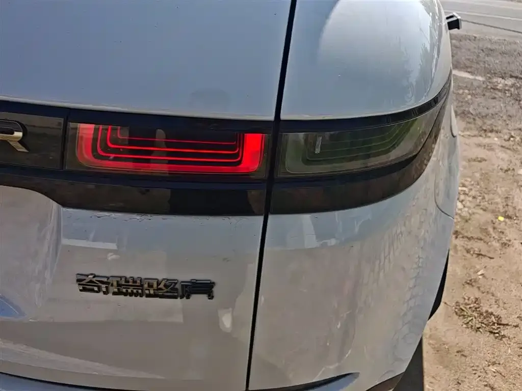 Land Rover Evoque — фото 4