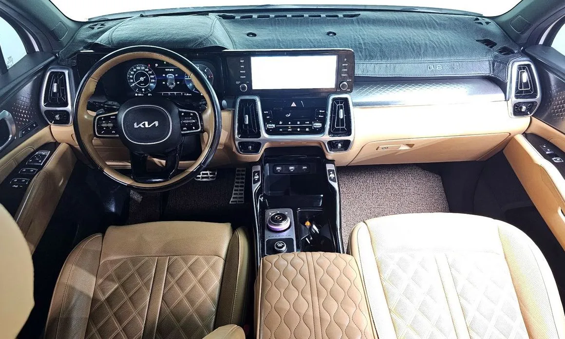 Kia Sorento — фото 7