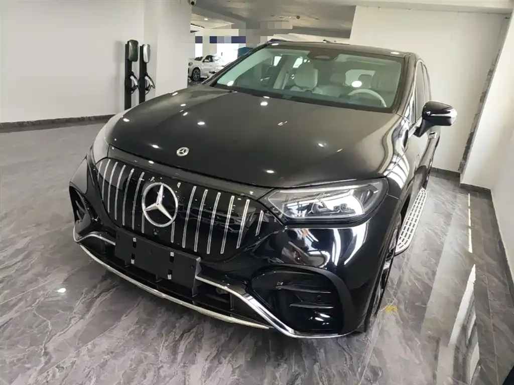 Mercedes-Benz EQE SUV — фото 8