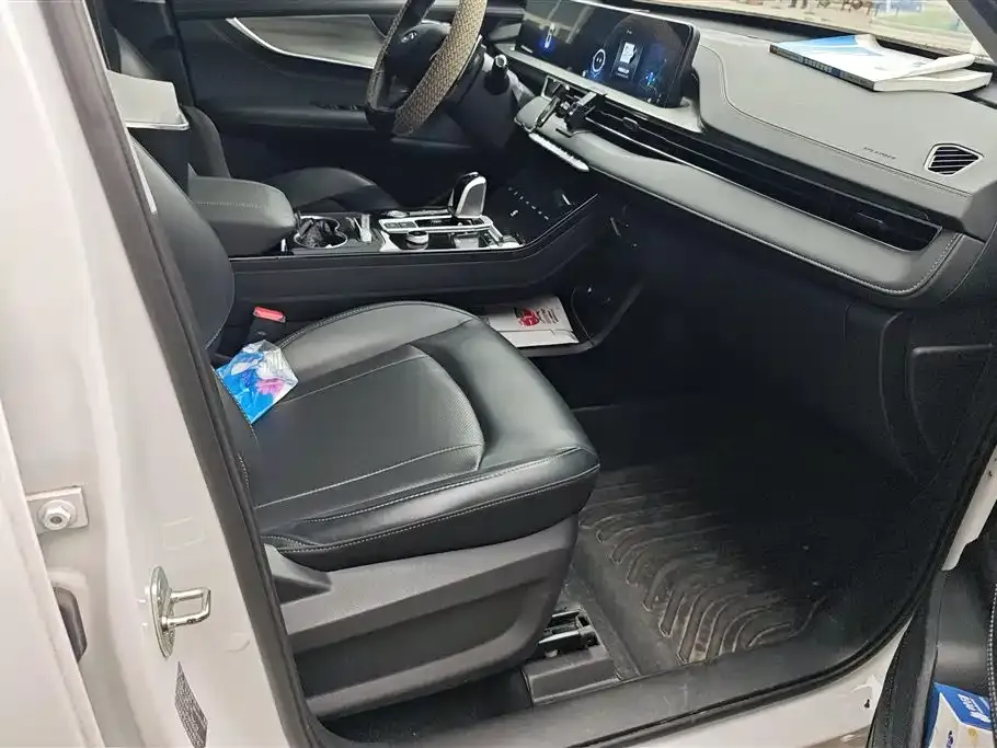 Chery Tiggo 8 PLUS — фото 8