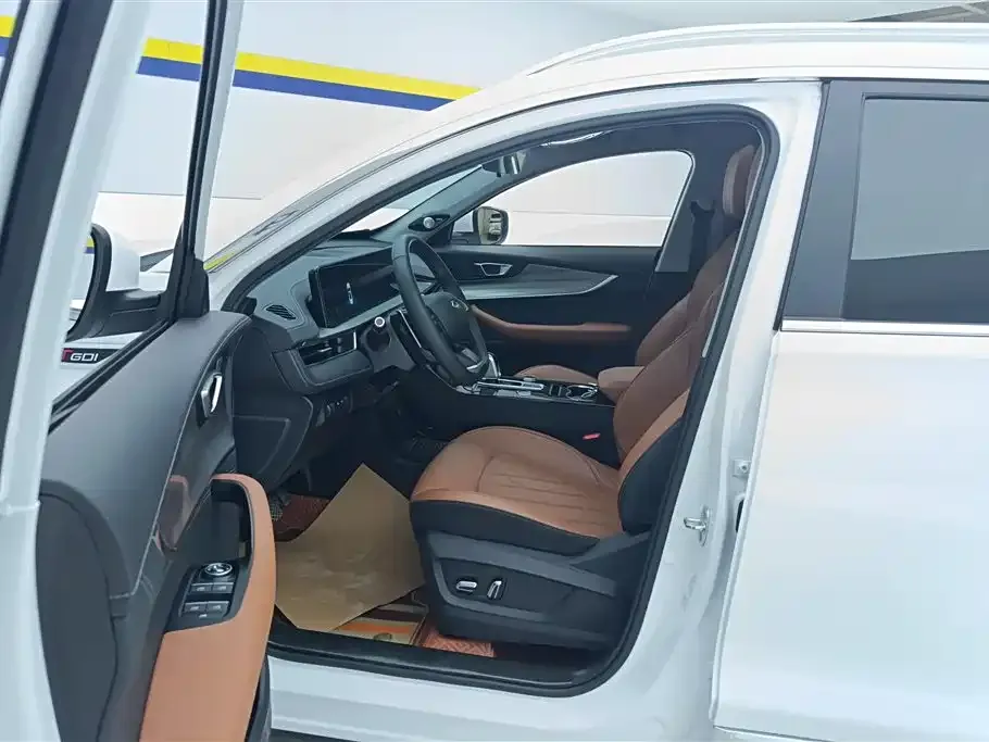 Chery Tiggo 8 PLUS — фото 8