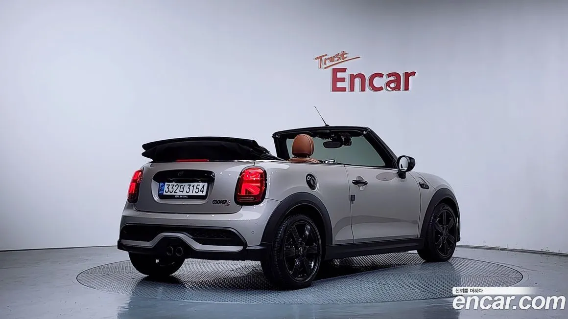 Mini Cooper Convertible — фото 2