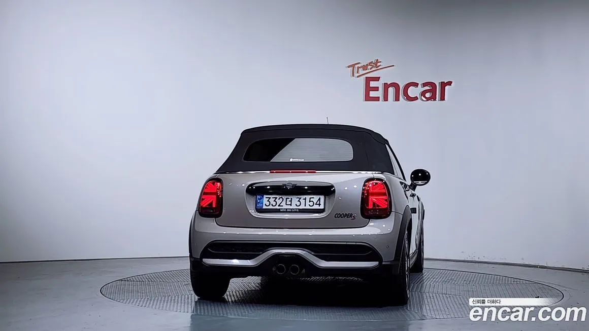 Mini Cooper Convertible — фото 10