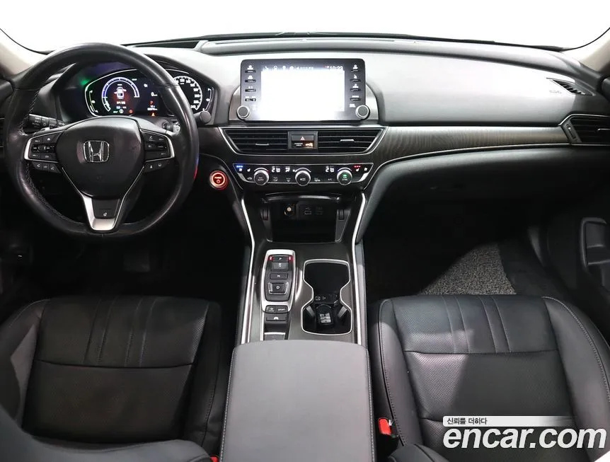 Honda Accord — фото 9