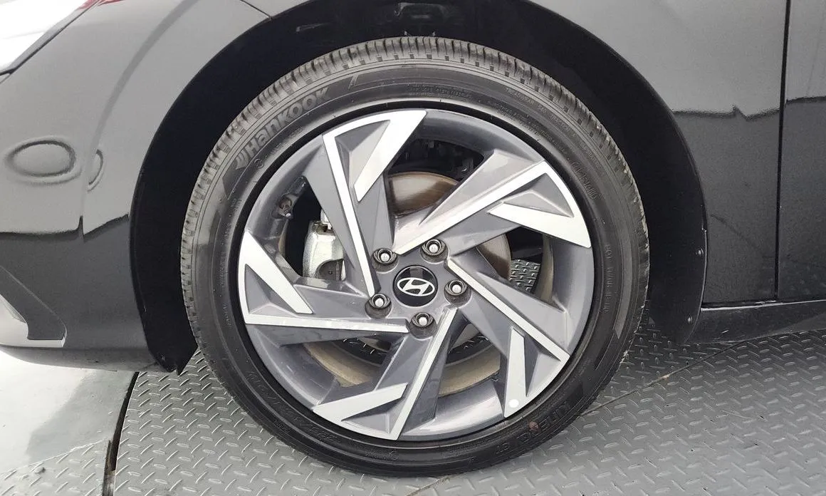 Hyundai AVANTE — фото 10