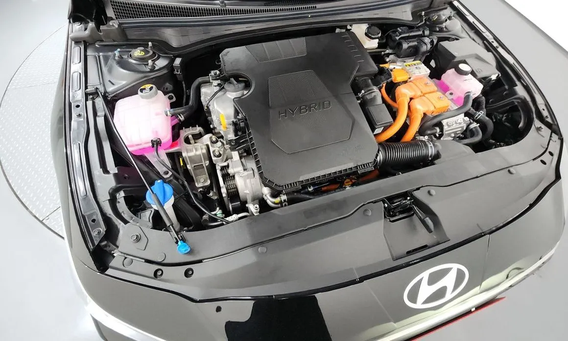 Hyundai AVANTE — фото 4