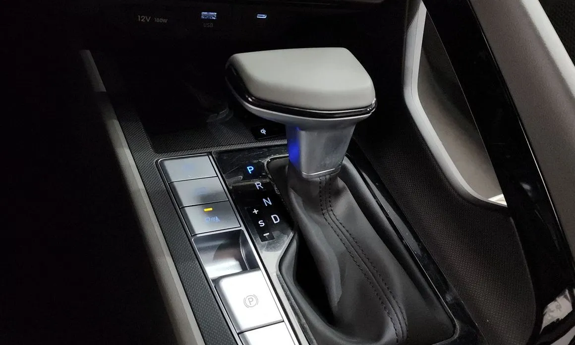 Hyundai AVANTE — фото 9