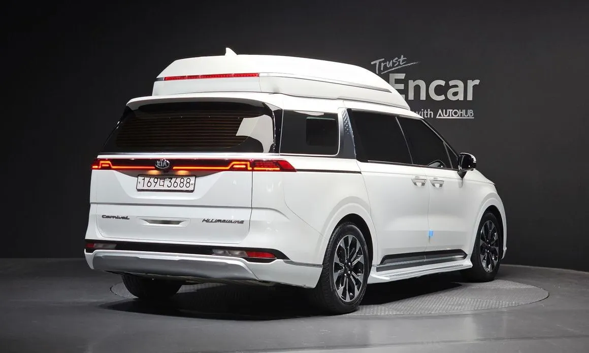 Kia Carnival — фото 5