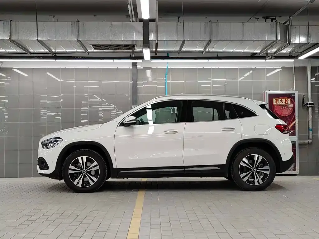 Mercedes-Benz GLA — фото 8