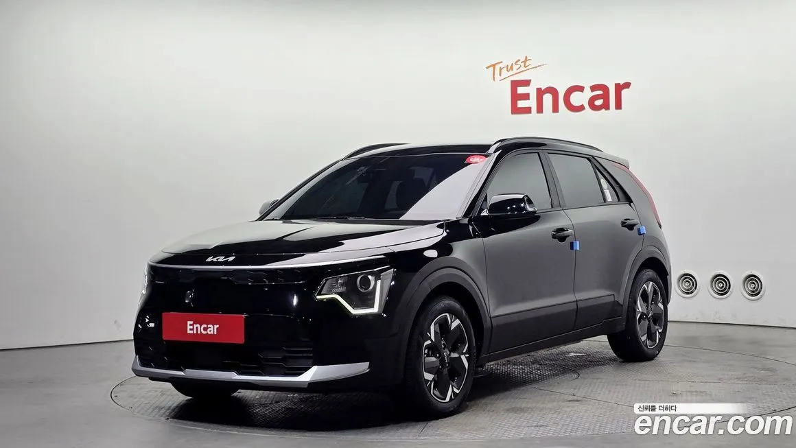 Kia Niro — фото 1