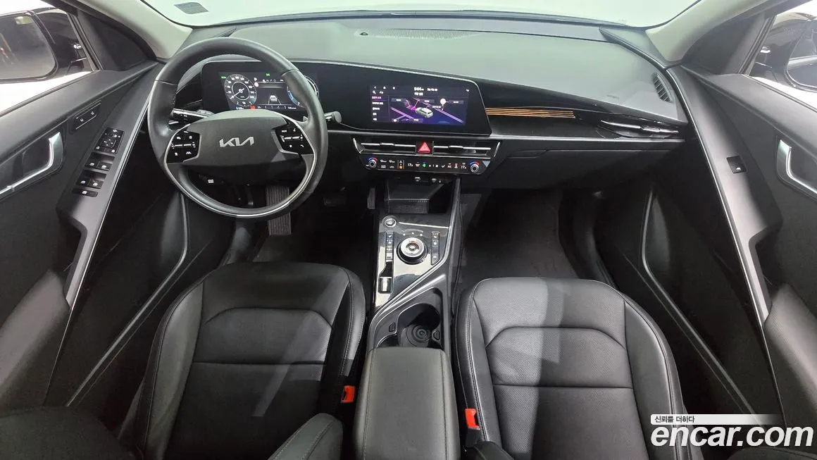 Kia Niro — фото 9