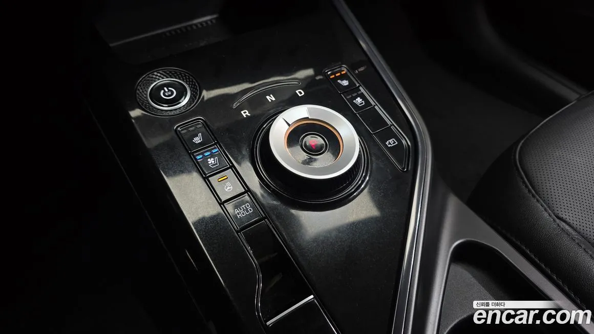 Kia Niro — фото 10