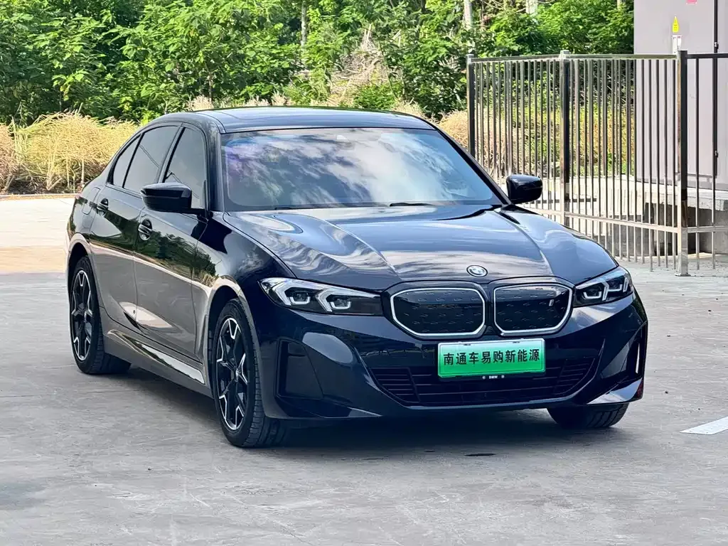 BMW i3 — фото 8