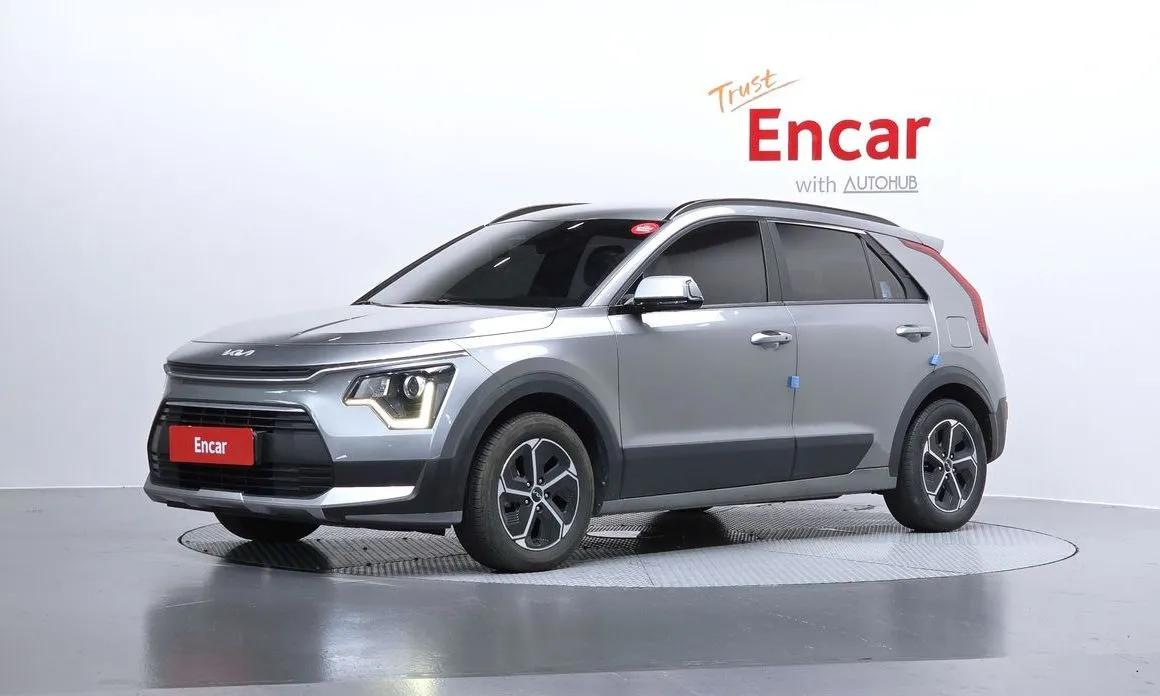 Kia Niro — фото 1
