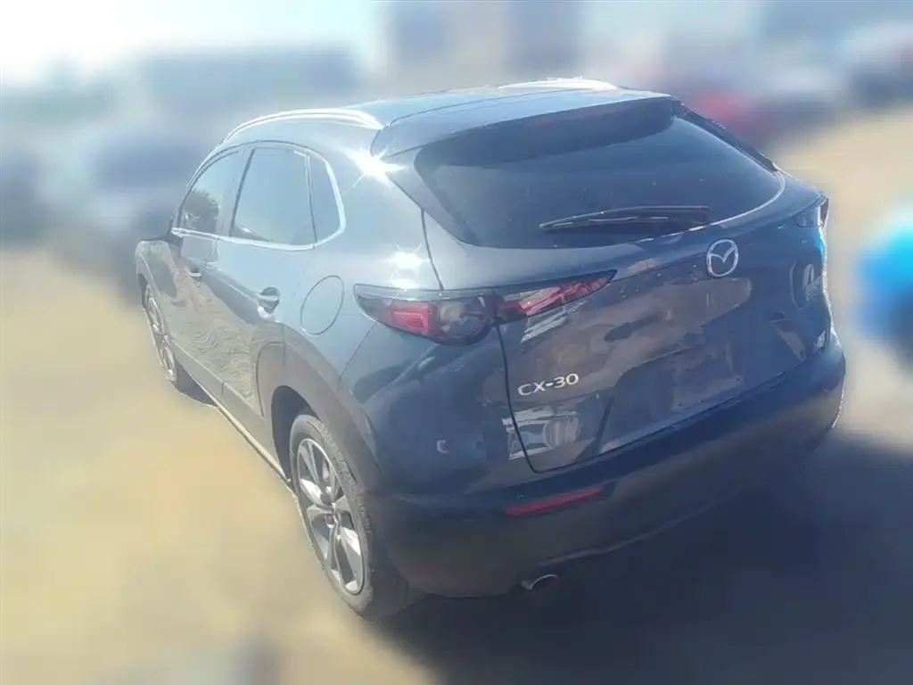Mazda CX-30 — фото 4
