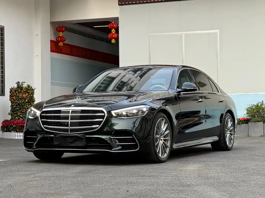 Mercedes-Benz S-Class — фото 1