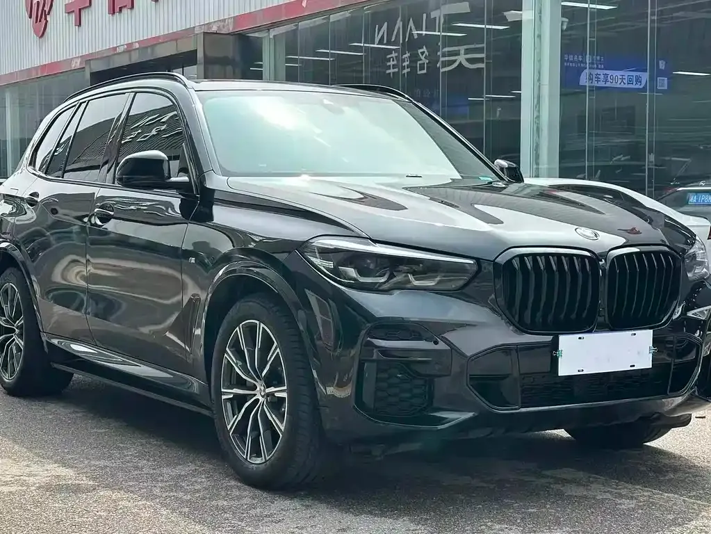 BMW X5 (Import) — фото 2