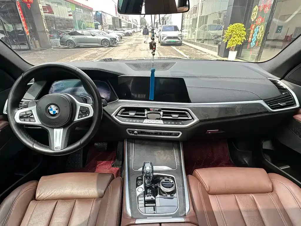BMW X5 (Import) — фото 8