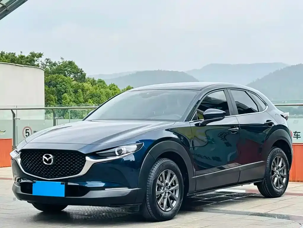 Mazda CX-30 — фото 1