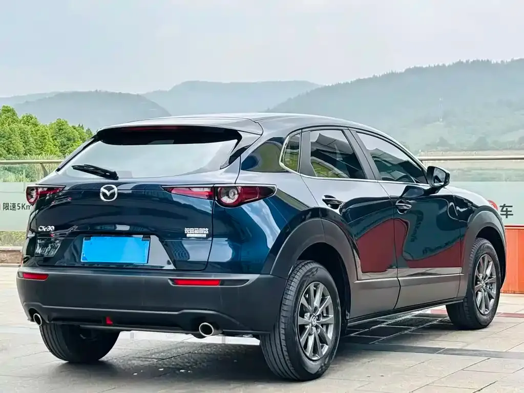 Mazda CX-30 — фото 2
