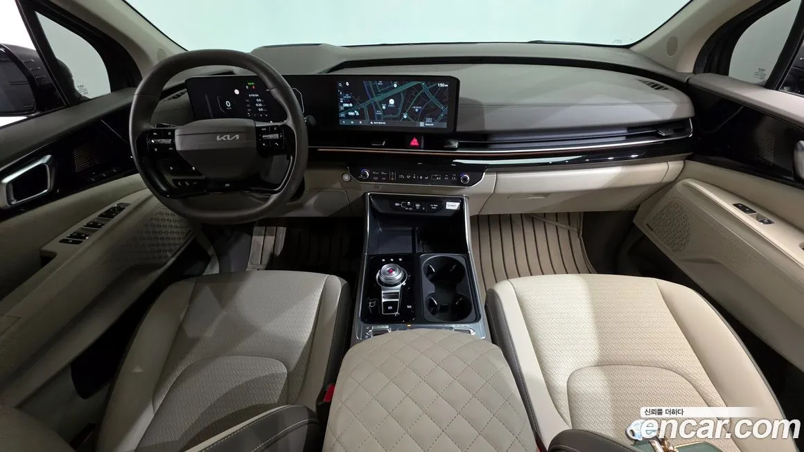 Kia Carnival — фото 10