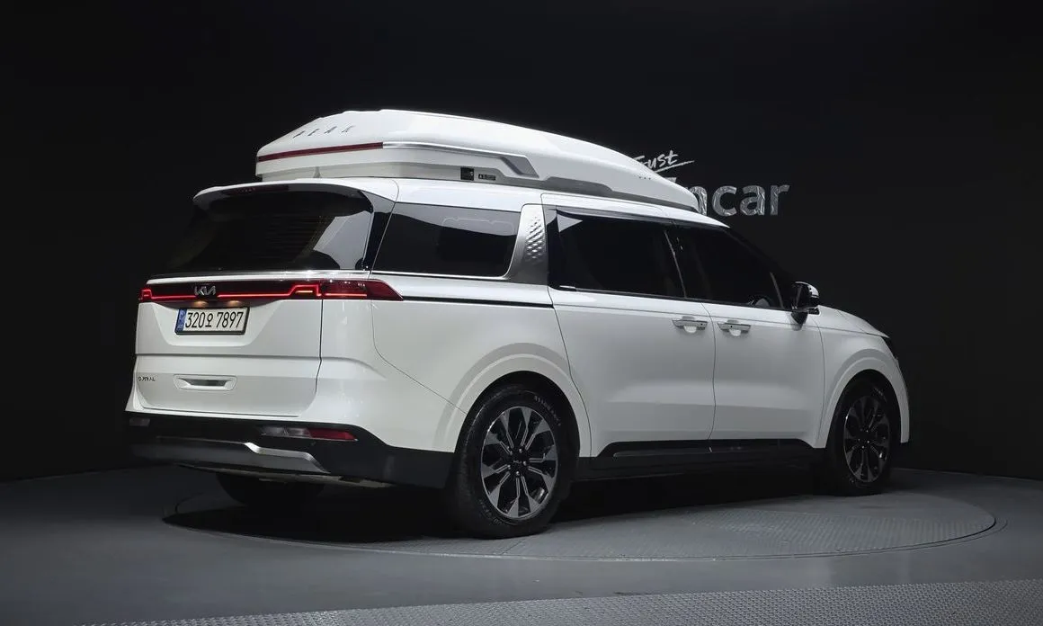 Kia Carnival — фото 2