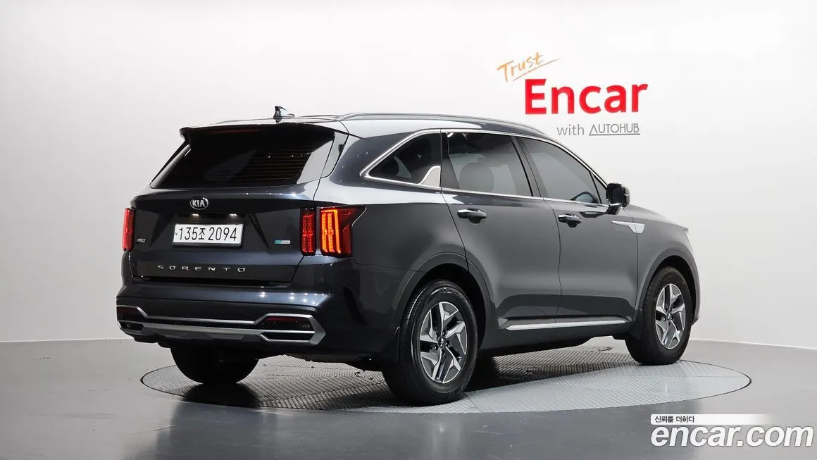 Kia Sorento — фото 5