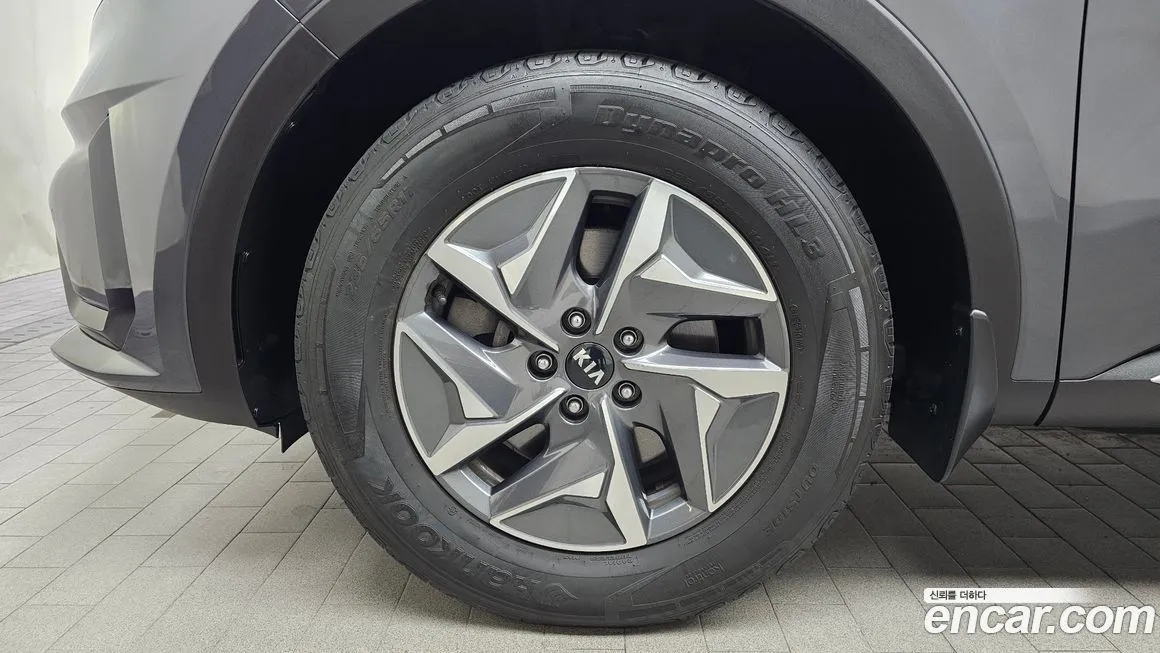 Kia Sorento — фото 9