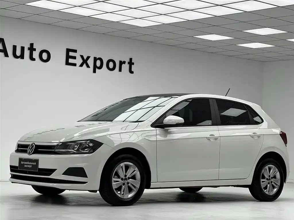 Volkswagen Polo — фото 9