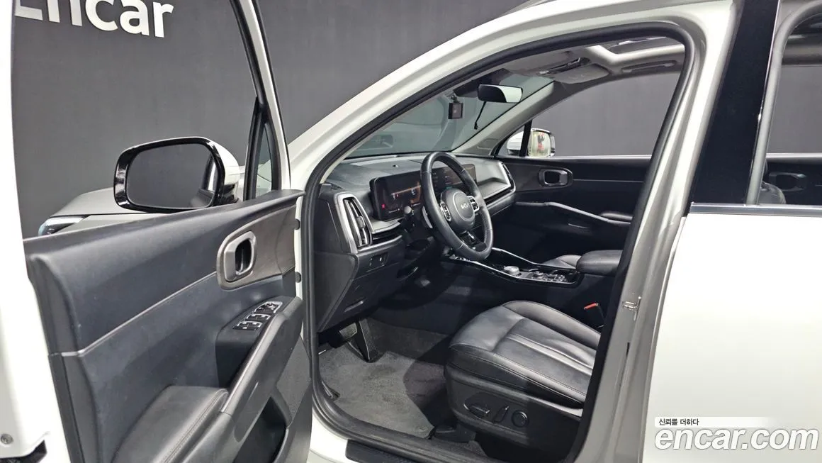Kia Sorento — фото 8