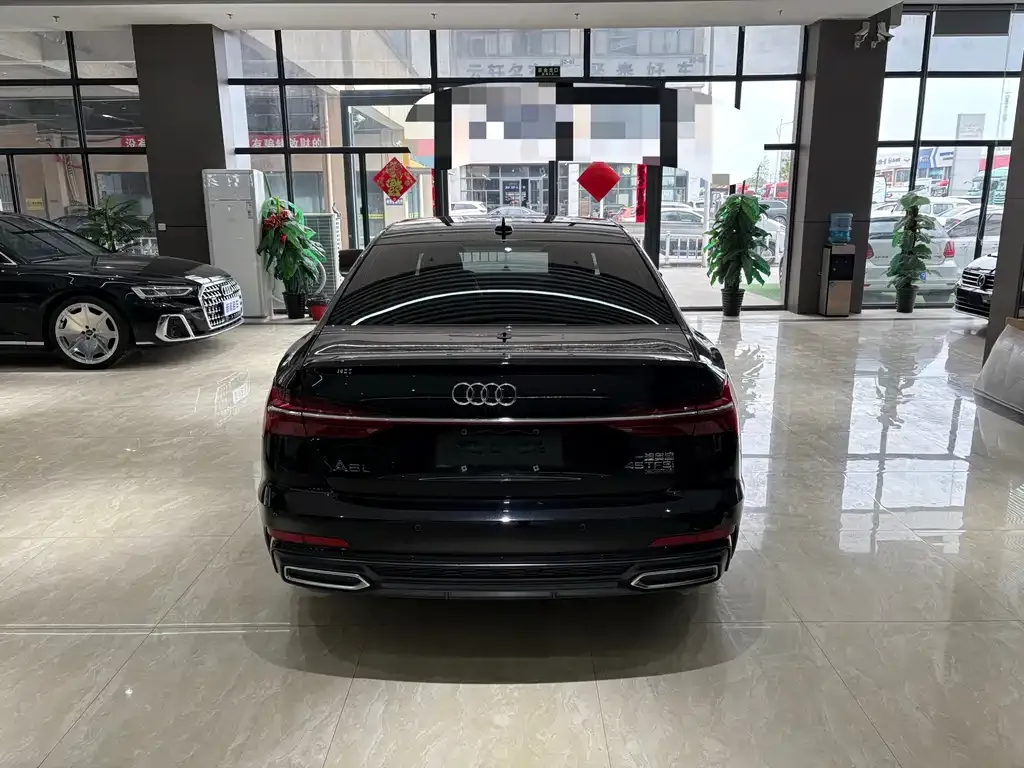 Audi A6L — фото 5