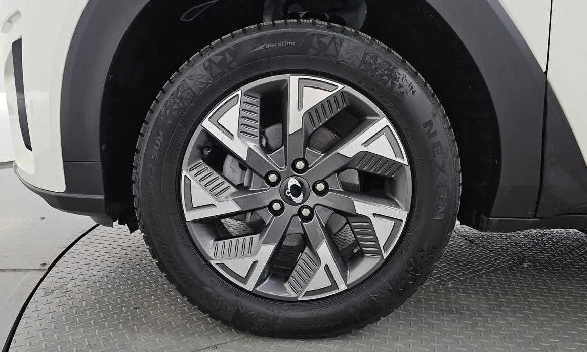 KG Mobility (Ssangyong) Torres — фото 10
