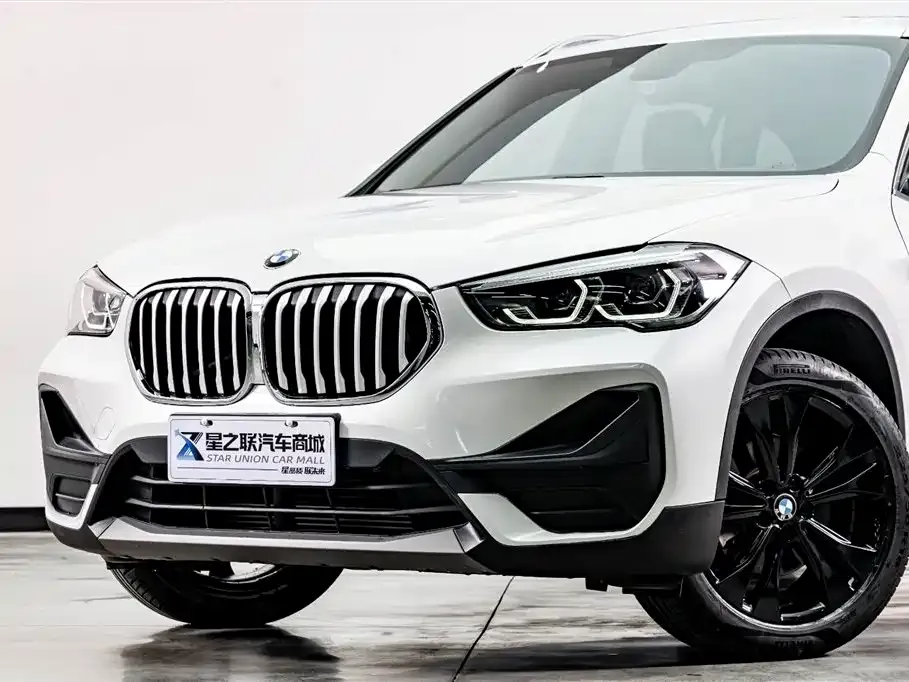 BMW X1 — фото 7