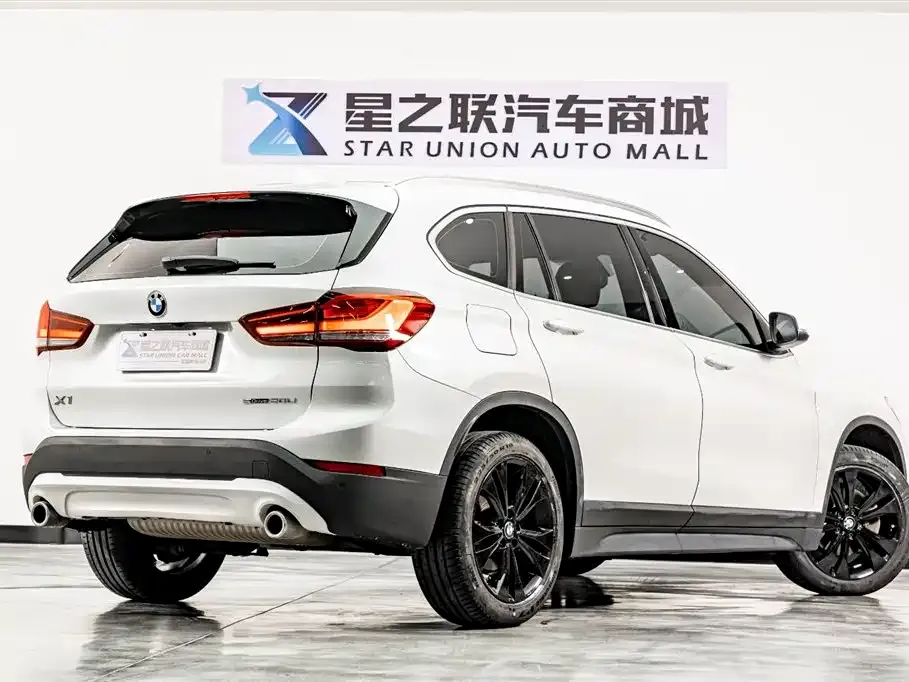 BMW X1 — фото 3