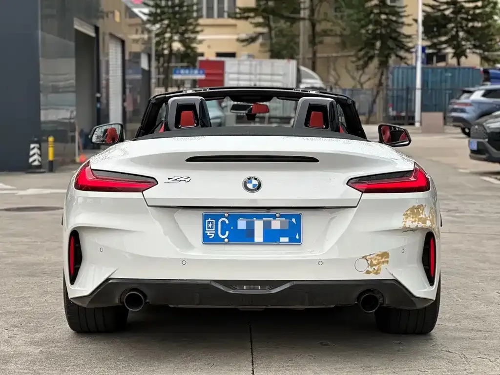 BMW Z4 — фото 9