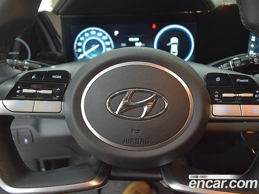 Hyundai AVANTE — фото 3