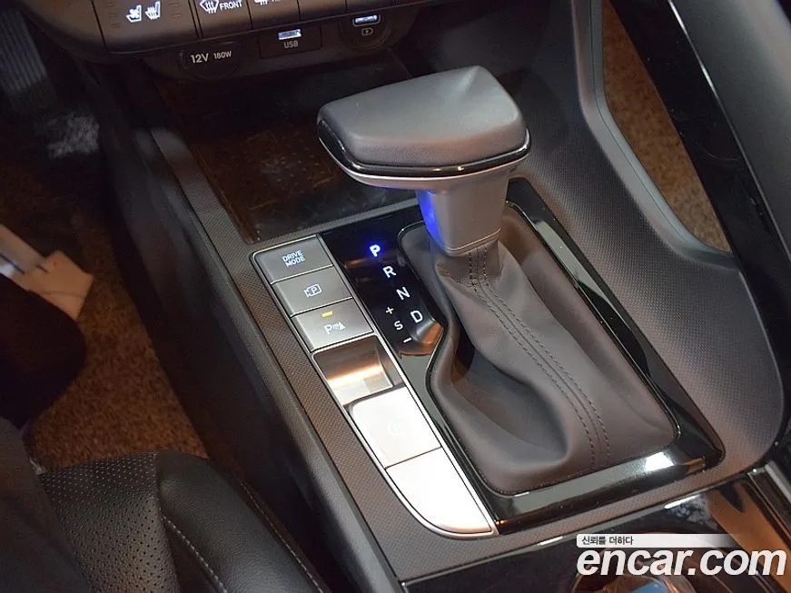 Hyundai AVANTE — фото 10