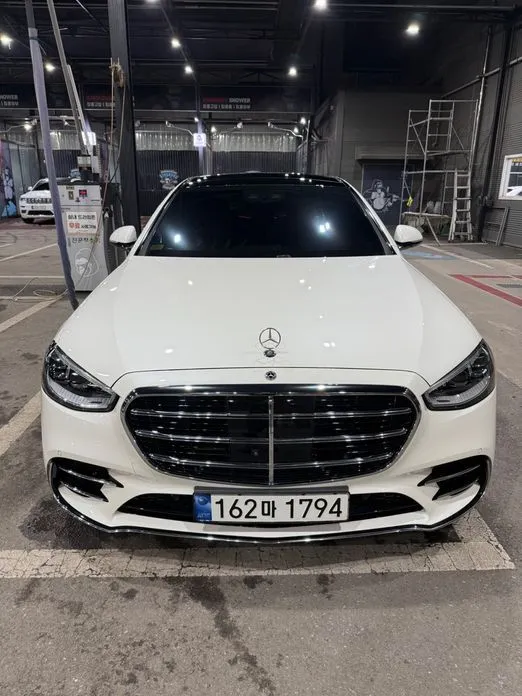 Mercedes-Benz S-Class — фото 1
