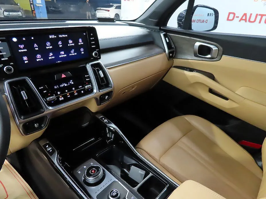 Kia Sorento — фото 3