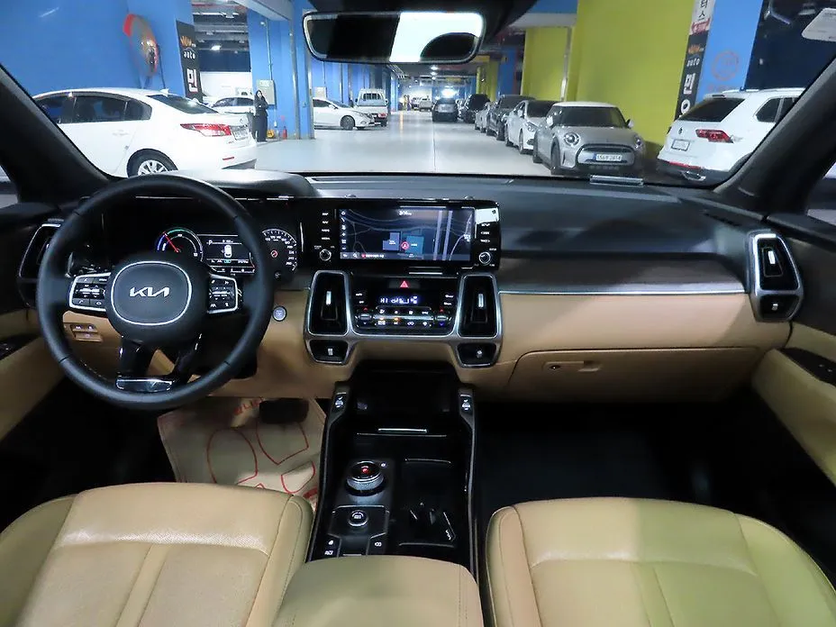 Kia Sorento — фото 6