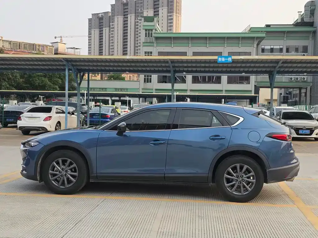 Mazda CX-4 — фото 9