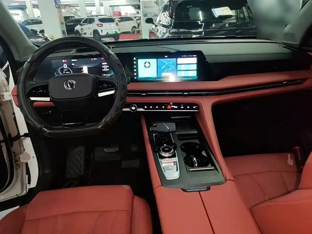 Changan CS75PLUS — фото 4