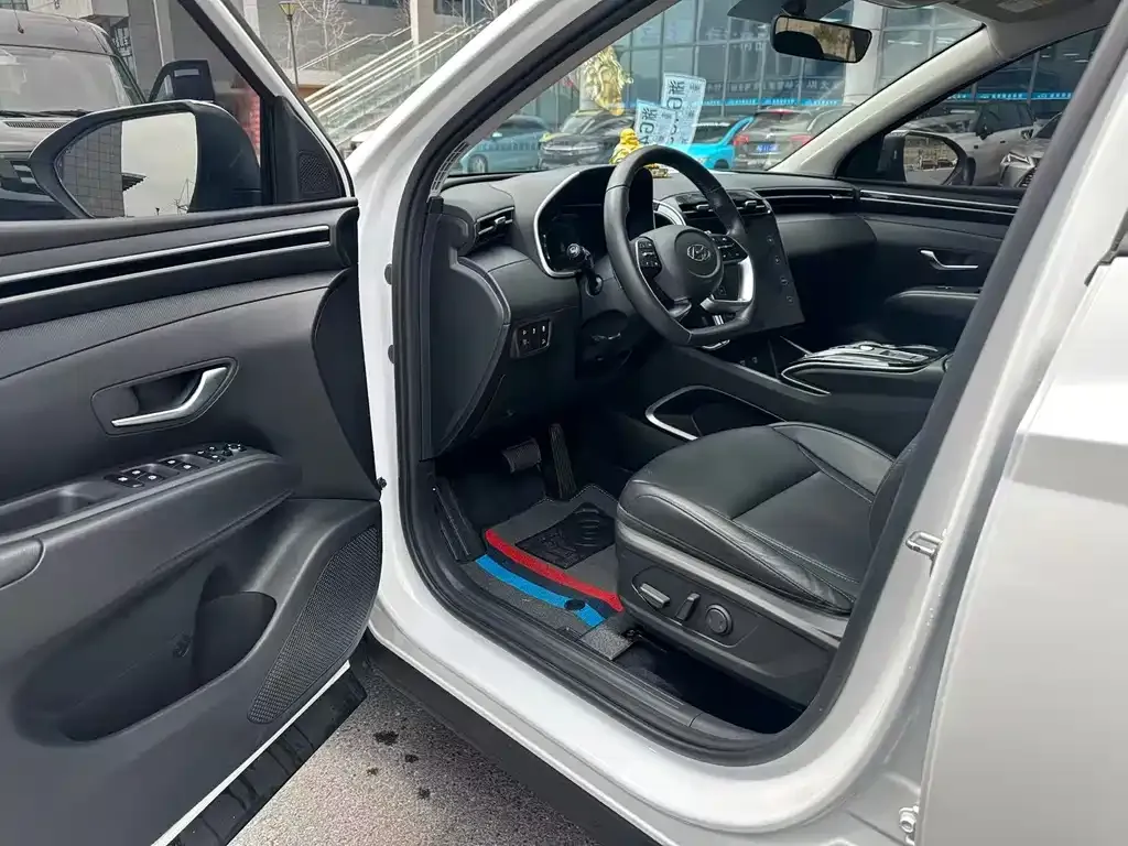 Hyundai Tucson — фото 7