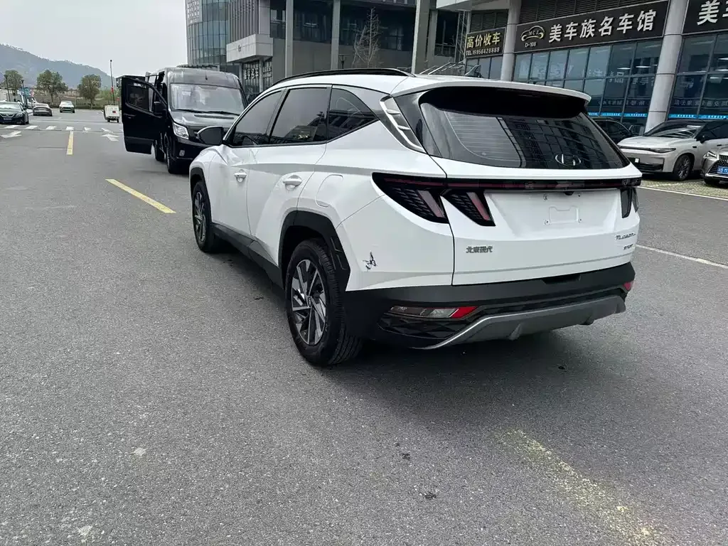 Hyundai Tucson — фото 3