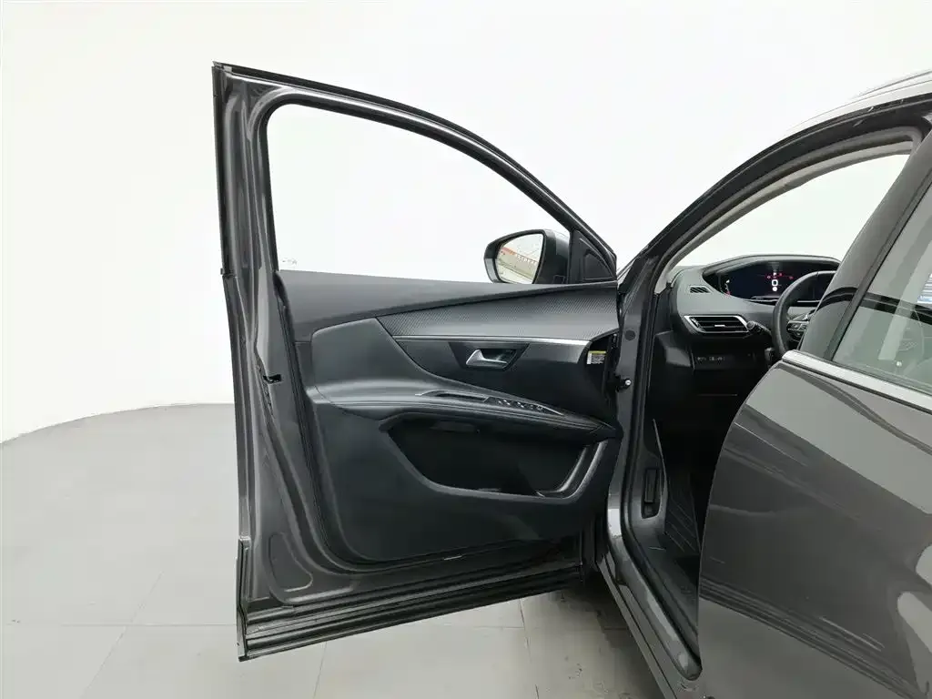 Peugeot 4008 — фото 4