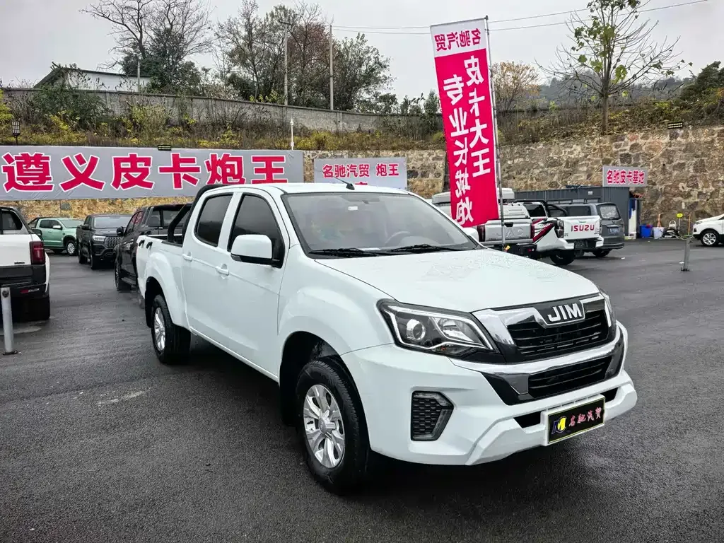 Isuzu RE-MAX — фото 5